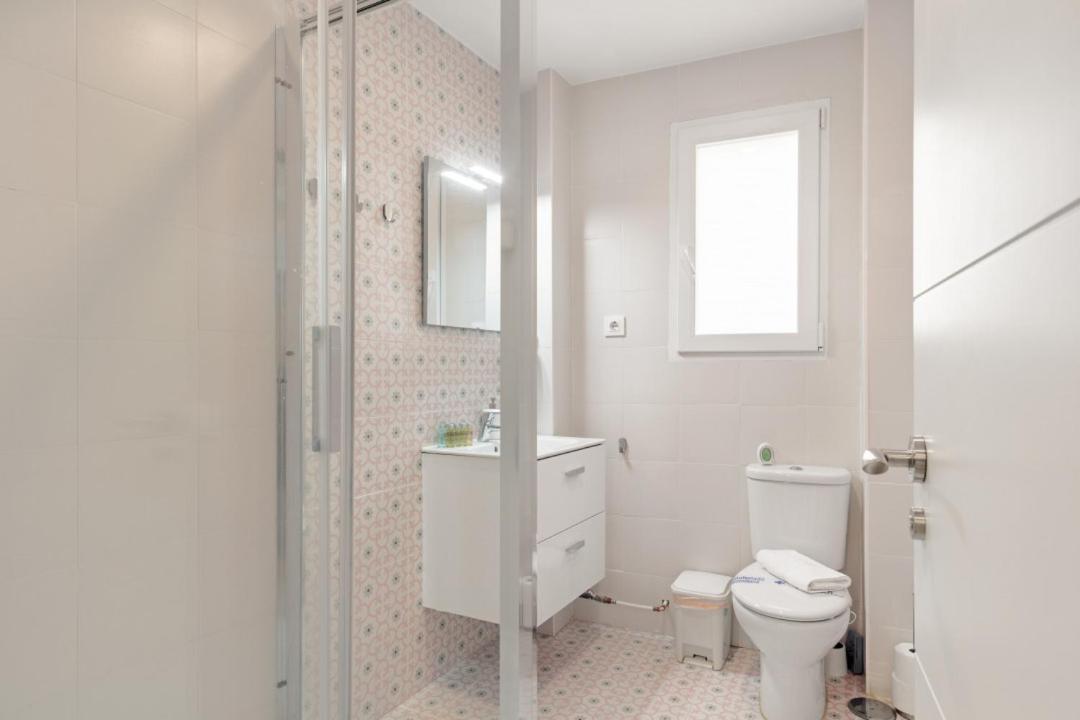 2 Bedrooms 1 Bathroom Furnished - Las Letras - Bright - Mintystay Мадрид Екстериор снимка
