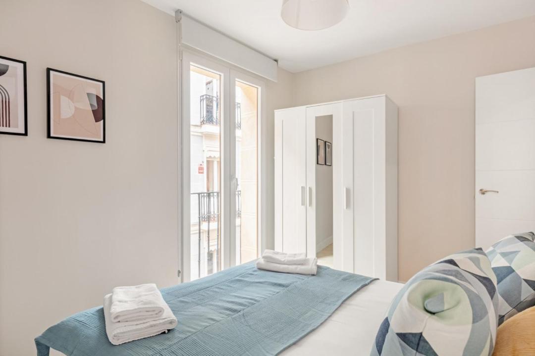 2 Bedrooms 1 Bathroom Furnished - Las Letras - Bright - Mintystay Мадрид Екстериор снимка